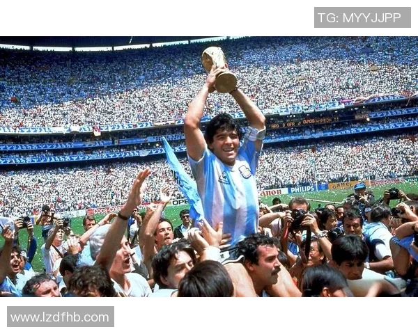 21世纪足球百大球星榜单揭晓 究竟谁是足坛时代的真正传奇人物